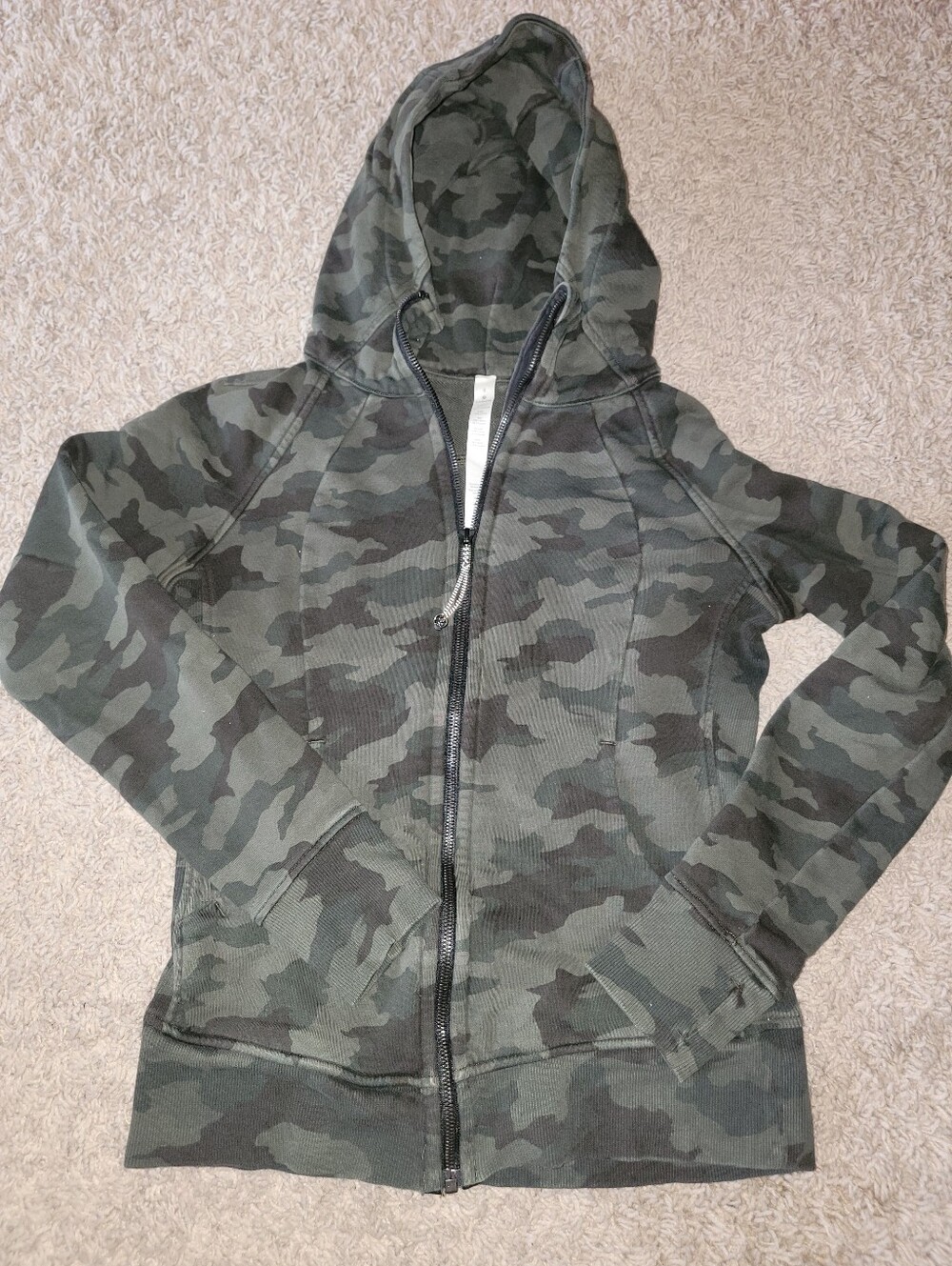 Lululemon Scuba Full Zip Hoodie Size 8